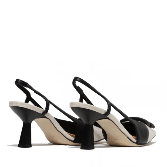 Slingback in pelle beige e nera con punta in rafia naturale