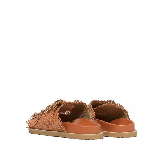Ciabatta a due fasce in pelle intrecciata arancio