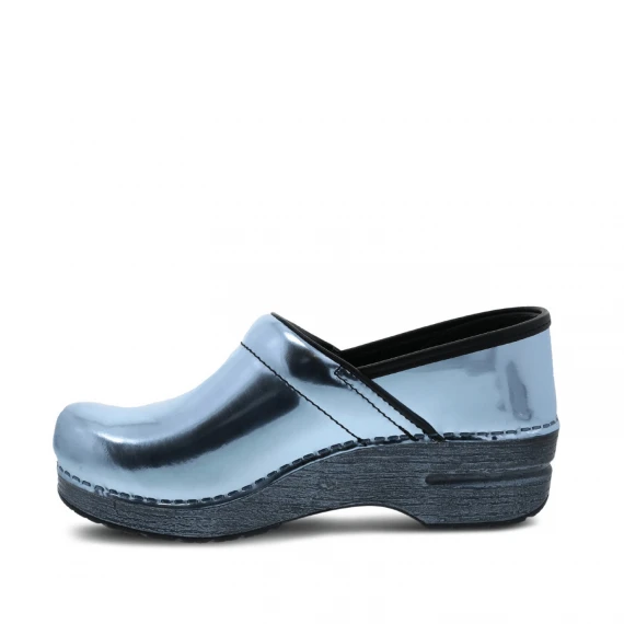 Zoccolo in pelle azzurra
