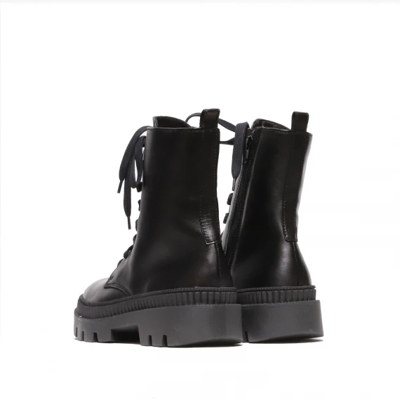 Stivaletto anfibio in vitello nero