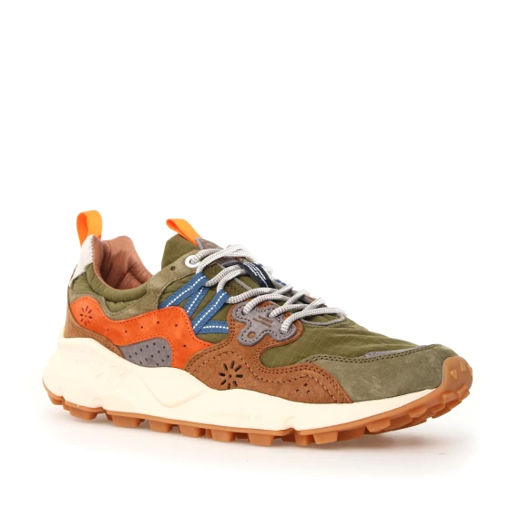 Sneakers Yamano in suede verde grigio e inserti cuoio arancio