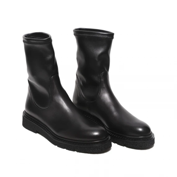 Stivaletto in nappa nera elasticizzata