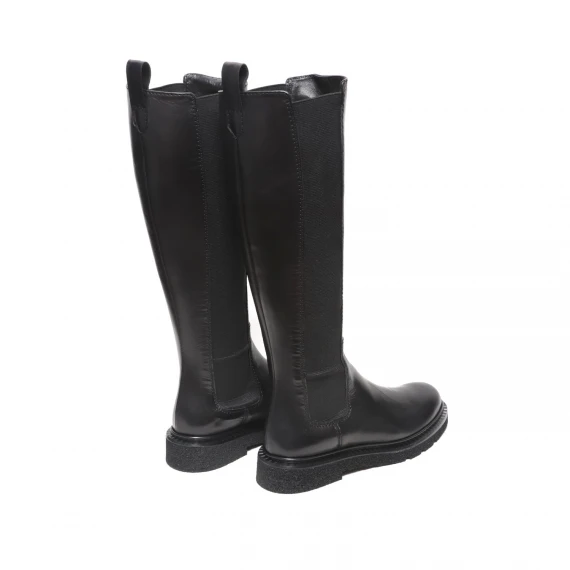 Stivale in nappa nera con elastico laterale
