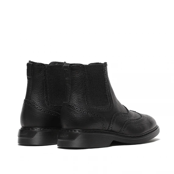 Stivaletto in pelle nera martellata