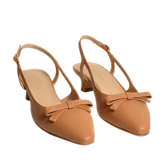 Slingback in nappa cuoio con nodino sullo scollo