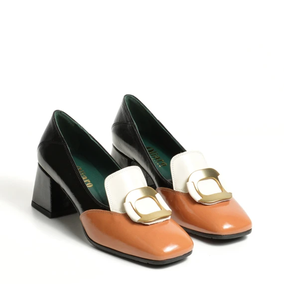 Montante vernice nera e whisky