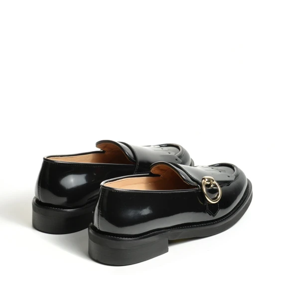 Mocassino frangia in pelle spazzolata nera