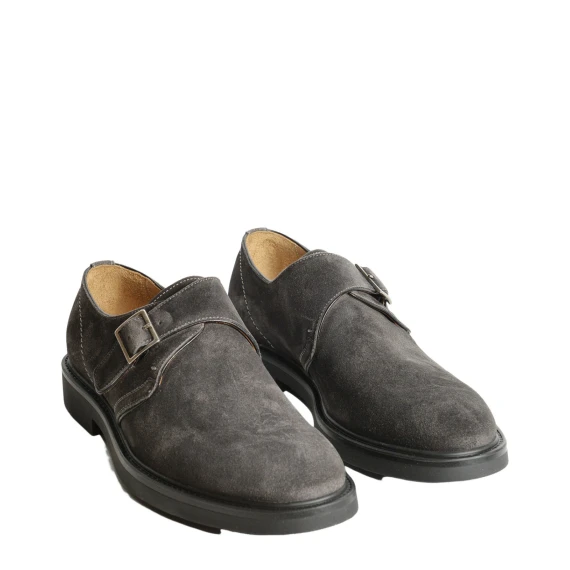 Scarpa con fibbia in suede lavagna