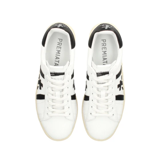 Sneakers Russell in pelle bianca top nero